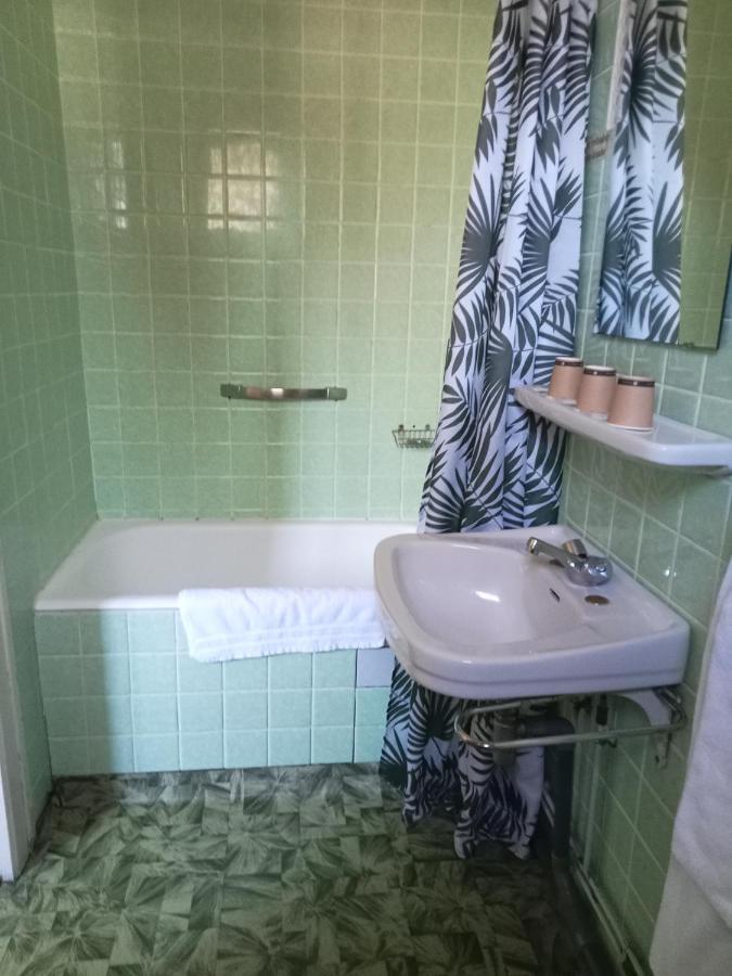 L'Auberge De Lugos Экстерьер фото