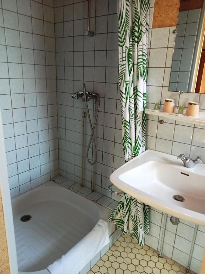 L'Auberge De Lugos Экстерьер фото