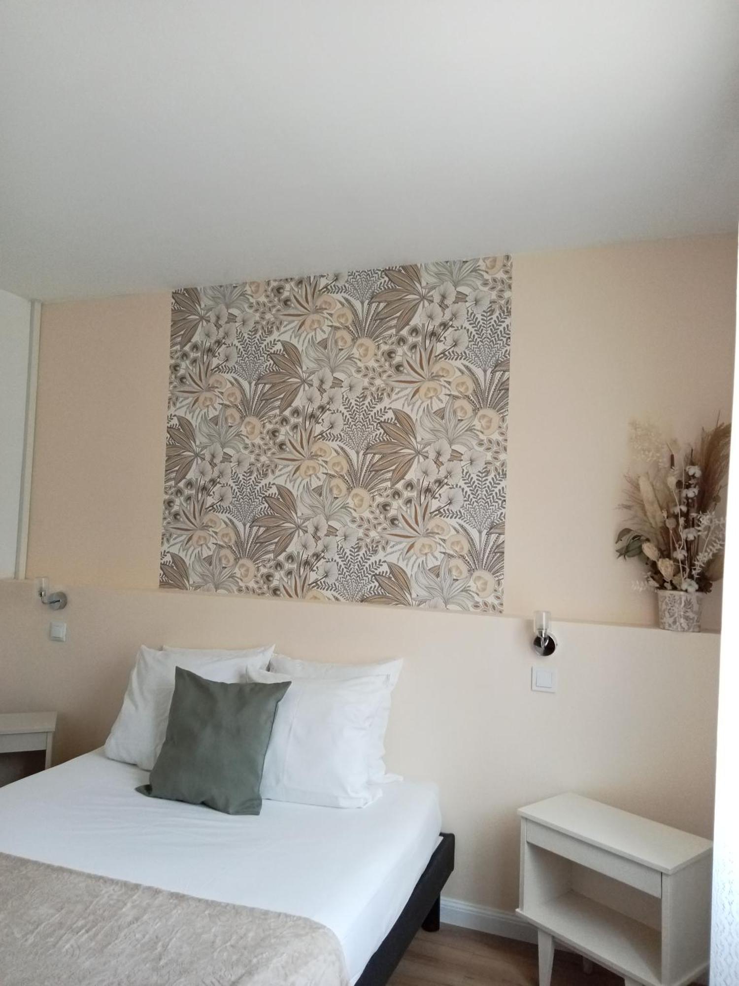 L'Auberge De Lugos Экстерьер фото