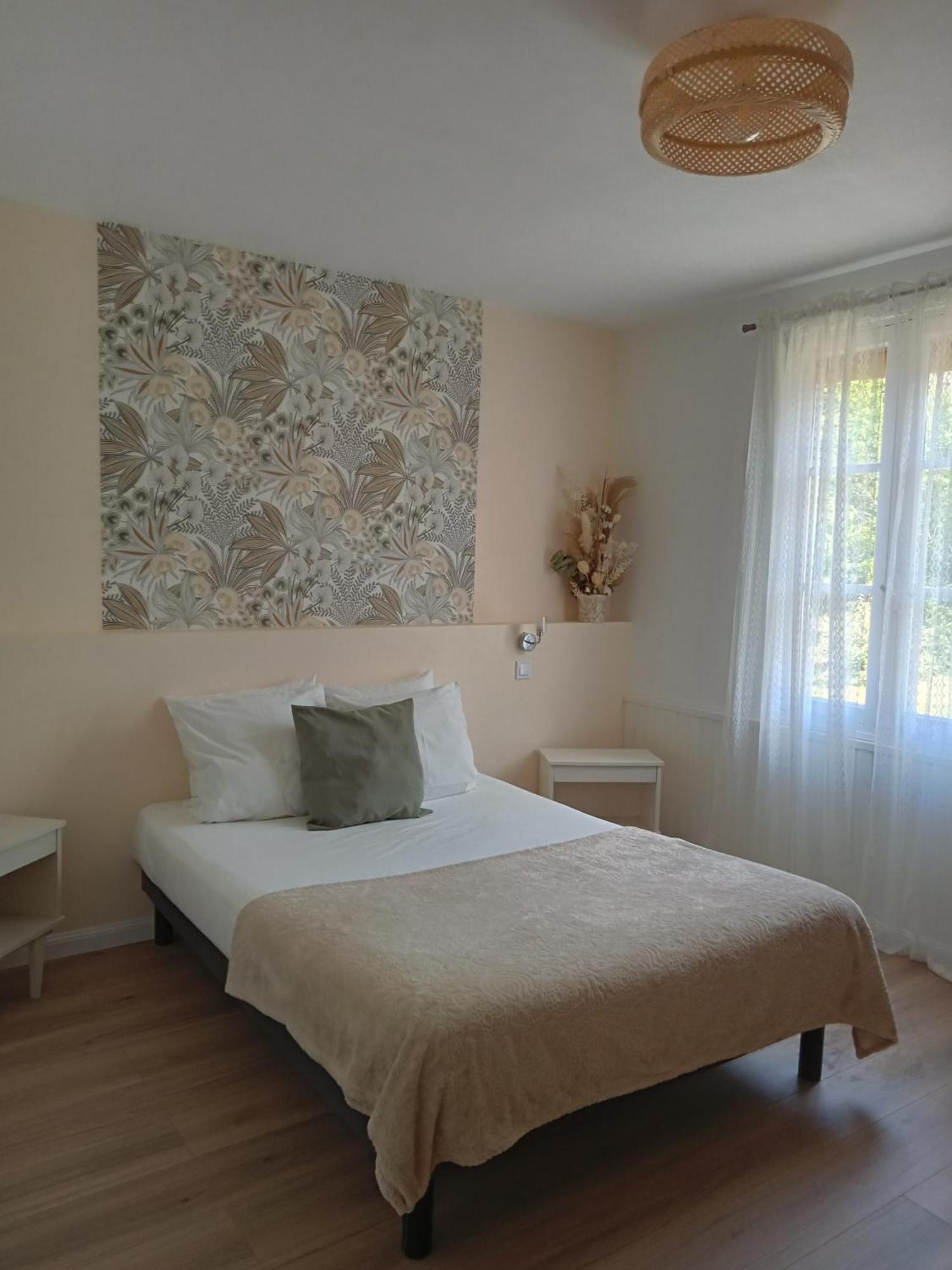 L'Auberge De Lugos Экстерьер фото